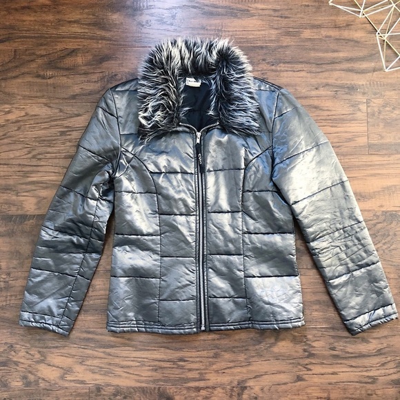 Vintage Jackets & Blazers - vintage • Y2K quilted puffer jacket metallic silver faux fur collar zip